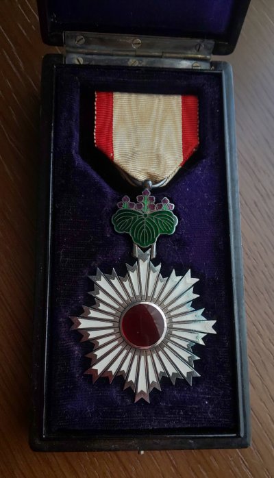 japmedals (11 of 15).jpg
