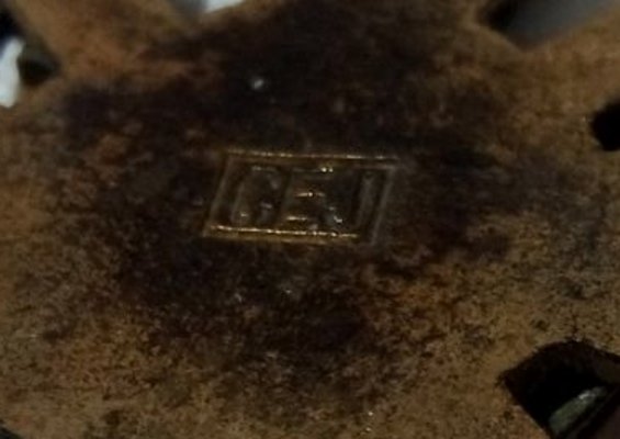 217578232.5.jpg