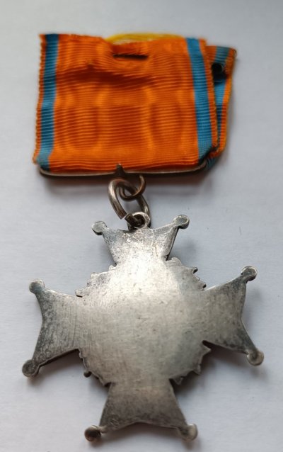 Крест Масонский Швеция (2).jpg