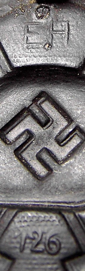 126-M.jpg