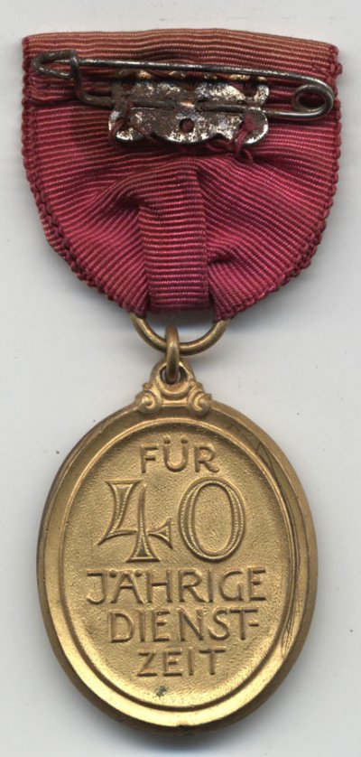 Baw-Fw-40-R.jpg