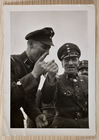 910_76.jpg