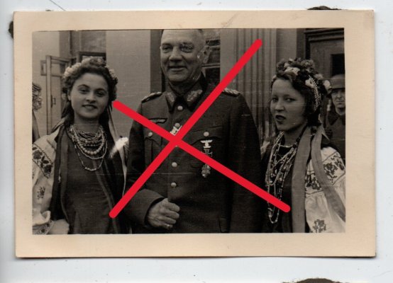 Kommandeur Karl v. Roques.jpg