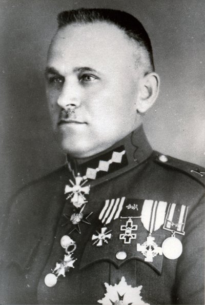 Krustins Andrejs-Viestura 1 1884-1941.jpg