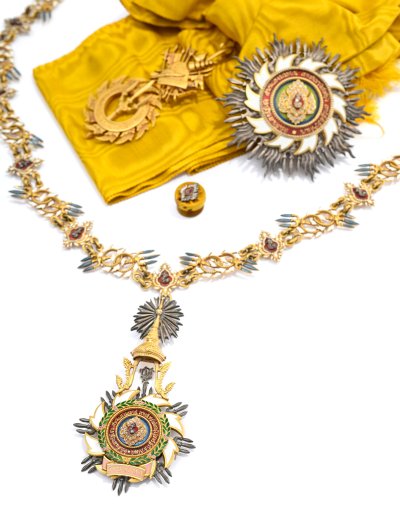 lot-1794-royaume-thailande-ordre-dynastie-chakri-fonde-1882-ensemble-chevalier-detail-1.jpg