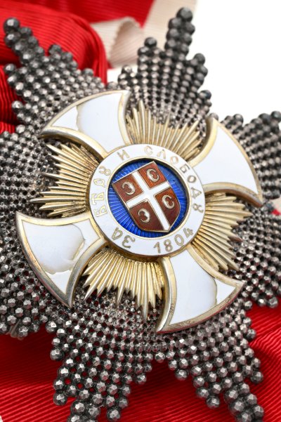 lot-1805-royaume-serbie-ordre-etoile-karageorge-institue-1904-ensemble-chevalier-grand-croix-d...jpg