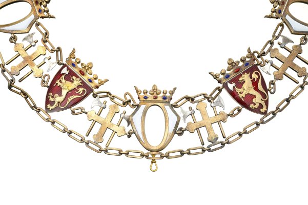 lot-1827-royaume-norvege-ordre-saint-olaf-fonde-1847-collier-ordre-detail-1.jpg