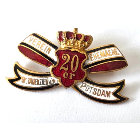 20-r.jpg