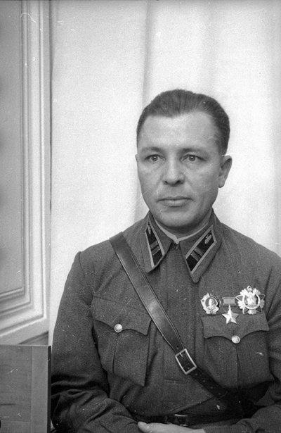 юю.jpg