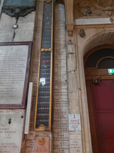 notre Dame des Victoires à Paris..jpg