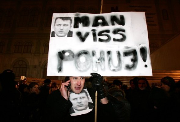 420031_QvTyJq.jpg