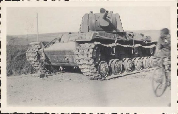 11-54War_12.jpg