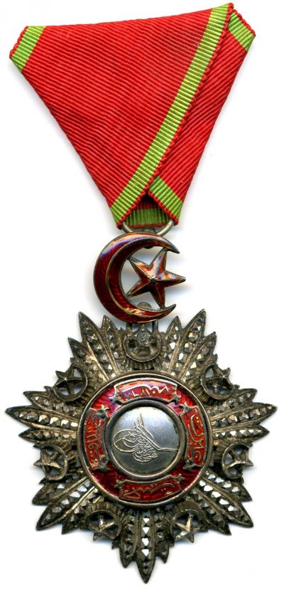 Орден Меджеди 4 кл А.jpg