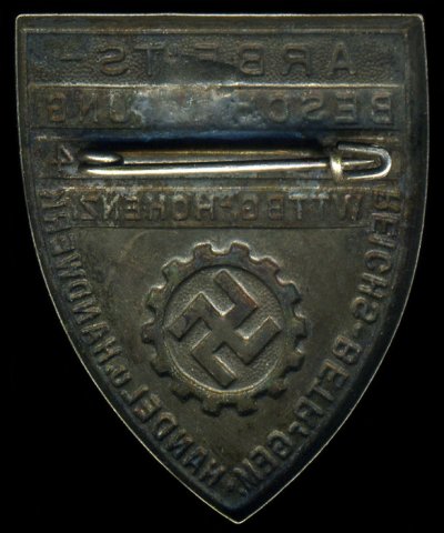M-1127b.jpg