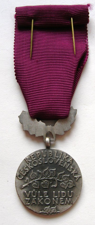 25un1a.jpg