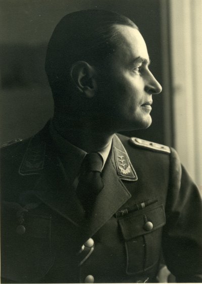 TB01.jpg