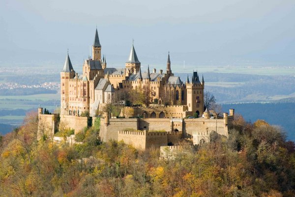 Burg_Hohenzollern_ak.jpg