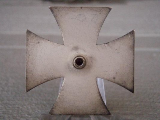 Deumer Clamshell no device.jpg
