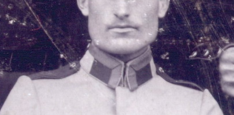 Офицер.jpg