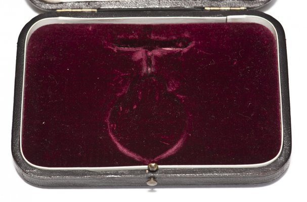 Box_inlay_s.jpg
