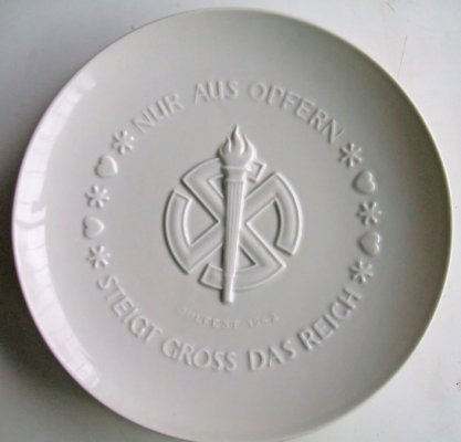 1942-1.jpg
