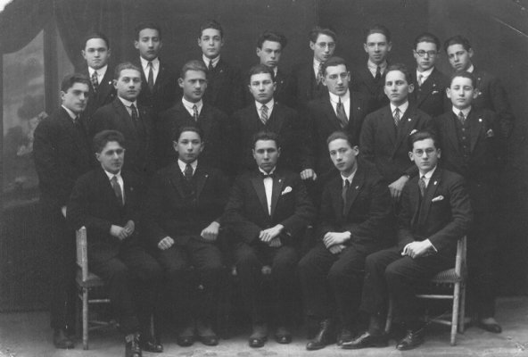 Limuvia group.jpg