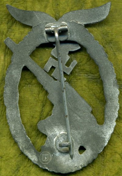 img047.jpg