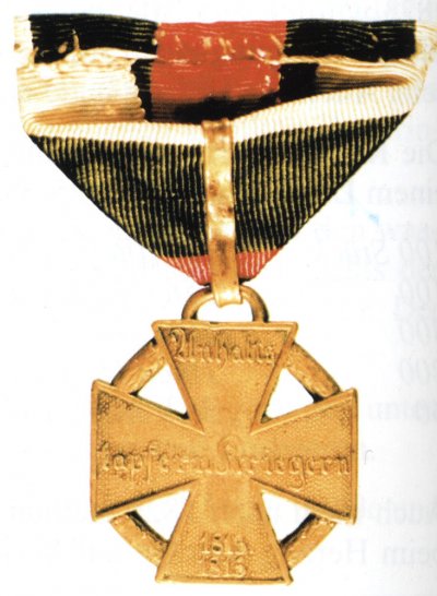 Anh-Des-2-R.jpg