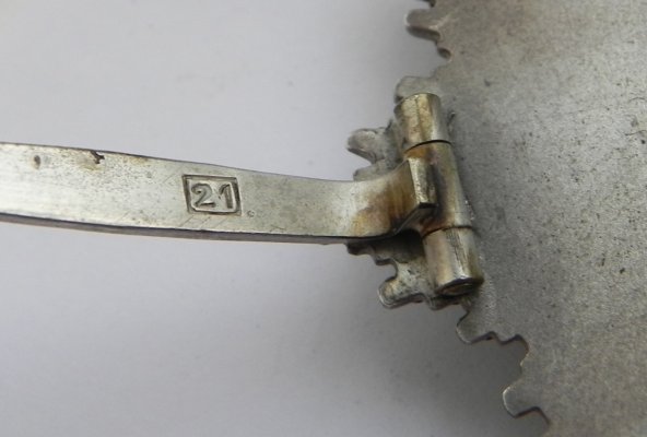 dkis-005.jpg