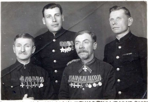 простая русская семья.jpg