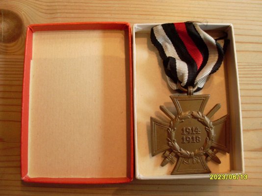 SL370477.jpg