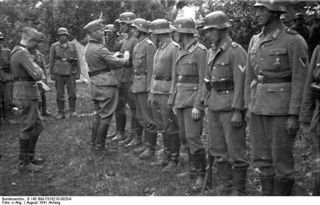 1923.jpg