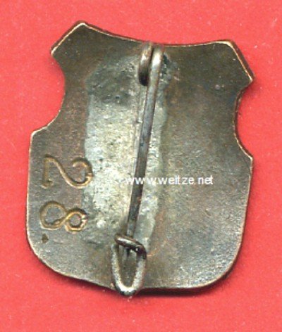 M178887_1.jpg