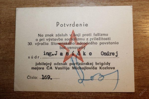 3725702279_3.jpg