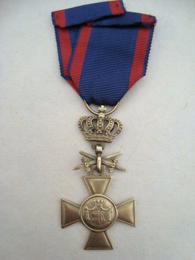 368f0e940a44ba94bcedfac9b12ce009b.jpg