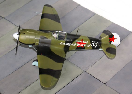 aa_la-5_uzhnyj_front_48_07_700.jpg