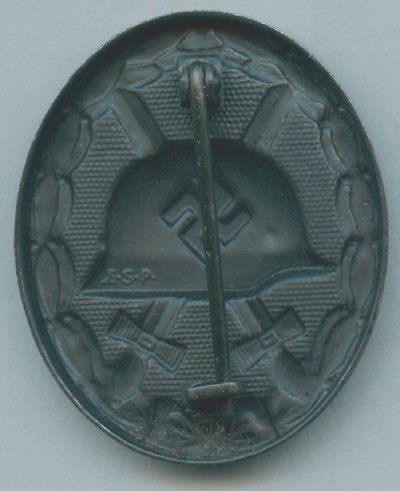 K216710_2.jpg