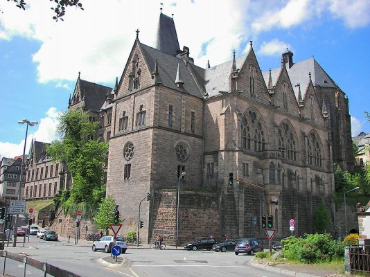 800px-Uni_Marburg_12.jpg
